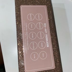 LE dose of colors desixkaty palette